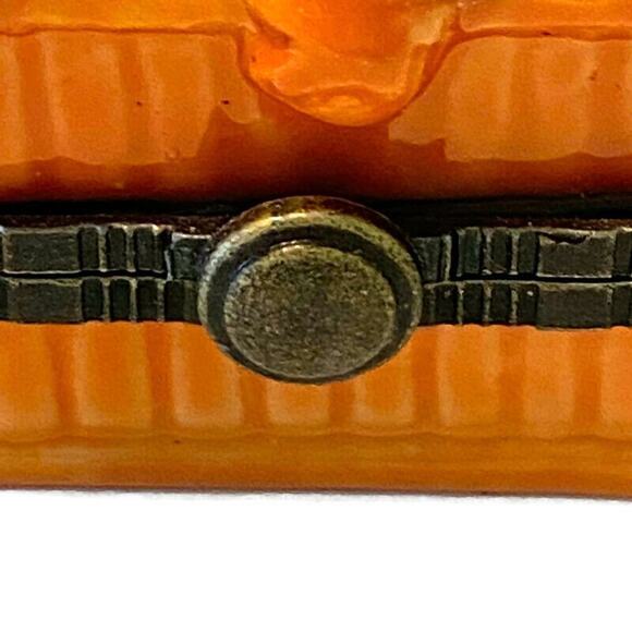 Brown Bear Easter Basket Trinket Ring Box Kitchy Collector Grandma Gift - Picture 9 of 12